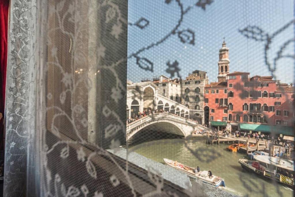 Rialto Apartment With Canal Grande View Venice Exterior photo